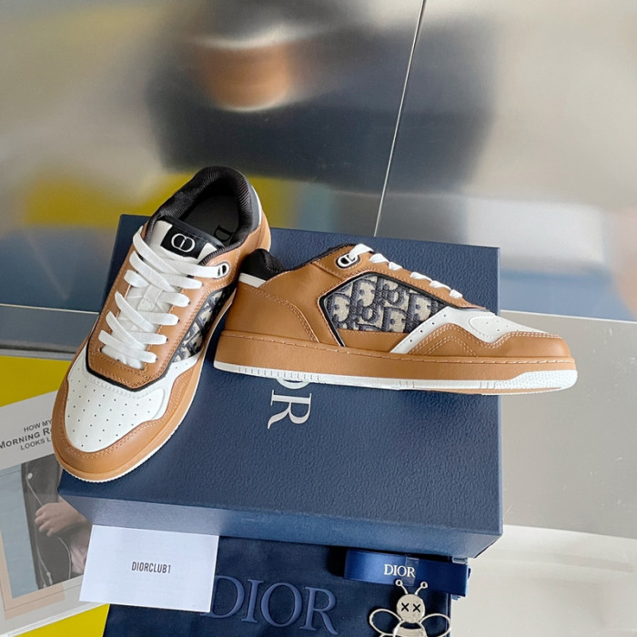 D10R B27 Sneaker