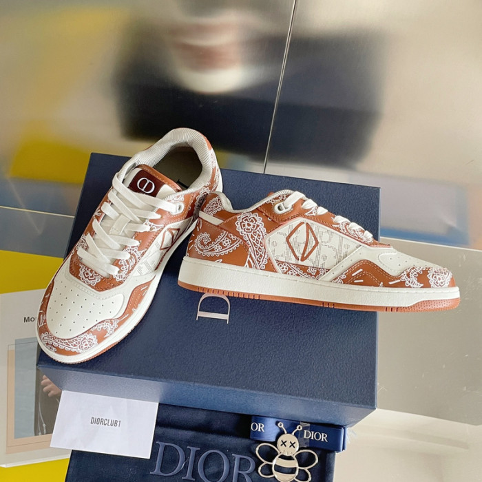 D10R B27 Sneaker