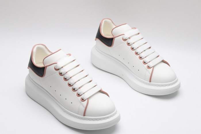 MQ Sneakers