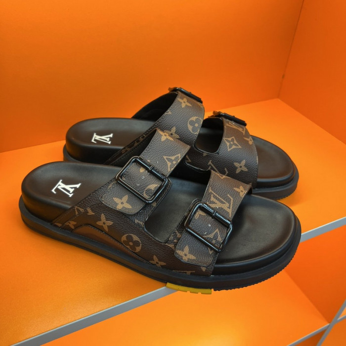 Lou1su1tt slides