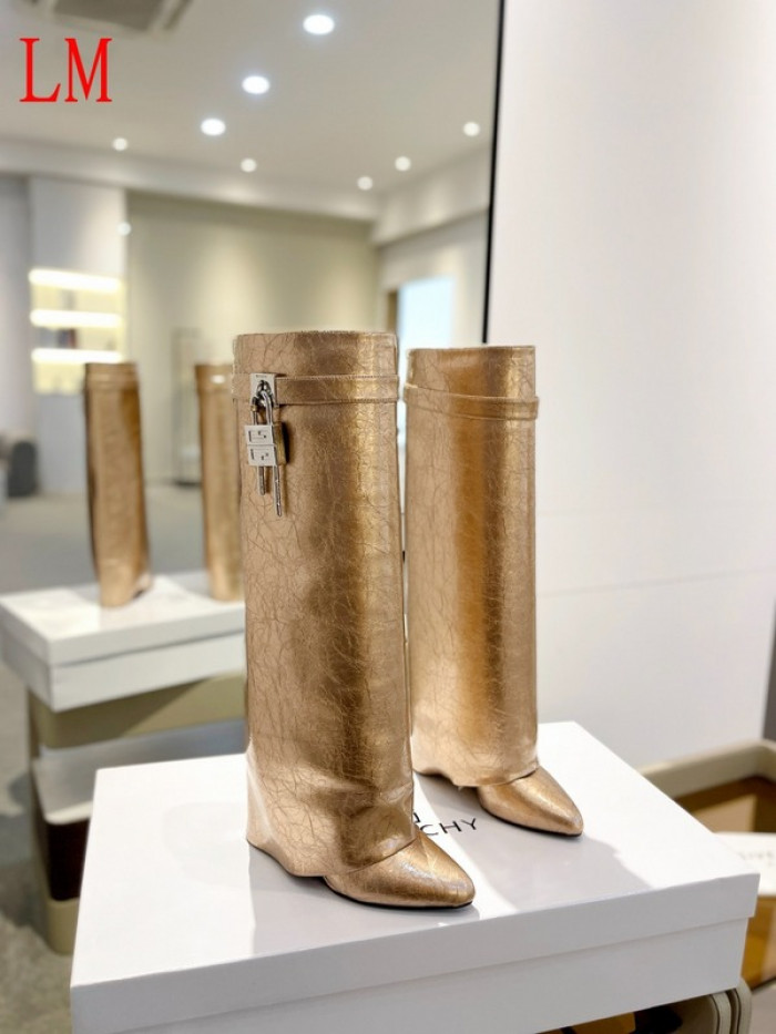 G1VENCHY BOOTS