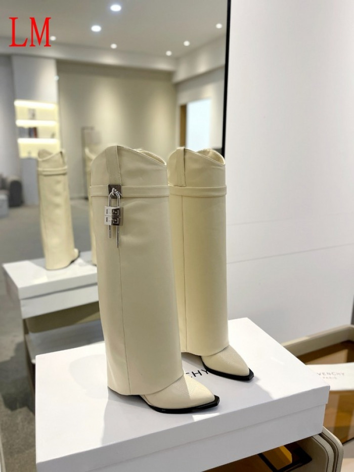 G1VENCHY BOOTS