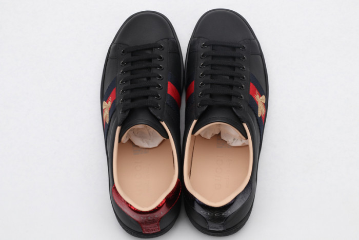 Gu66 Ace Embroidered Low-Top Sneaker