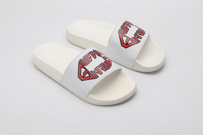 Gu66 SLIPPERS