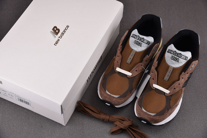 N3W BLANCE 990 V3“Monteral” M990JB3