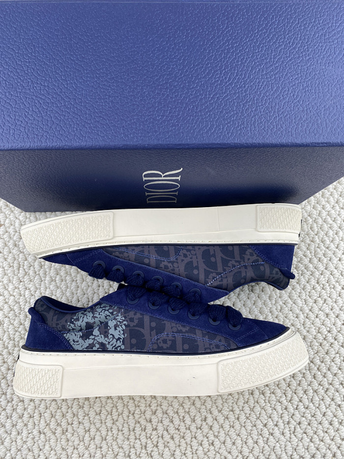 D10R B33 Sneaker