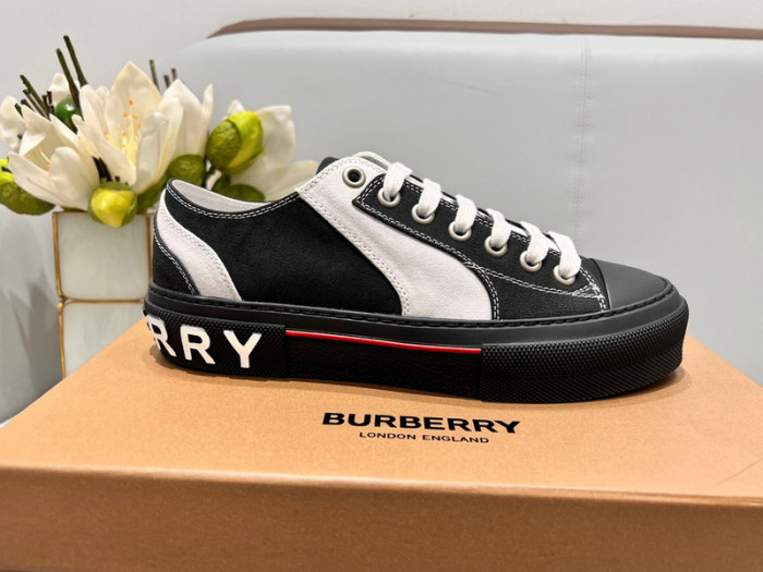 BUR SNEAKER