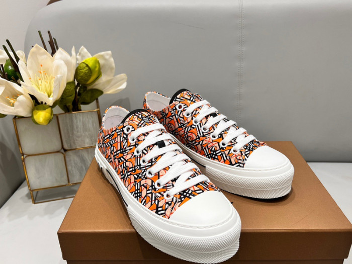 BUR SNEAKER