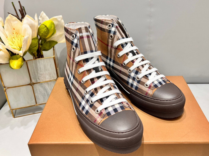 BUR SNEAKER