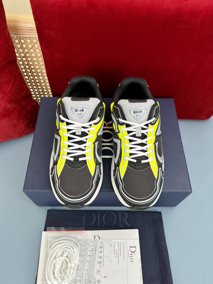 D10R B30 SNEAKER