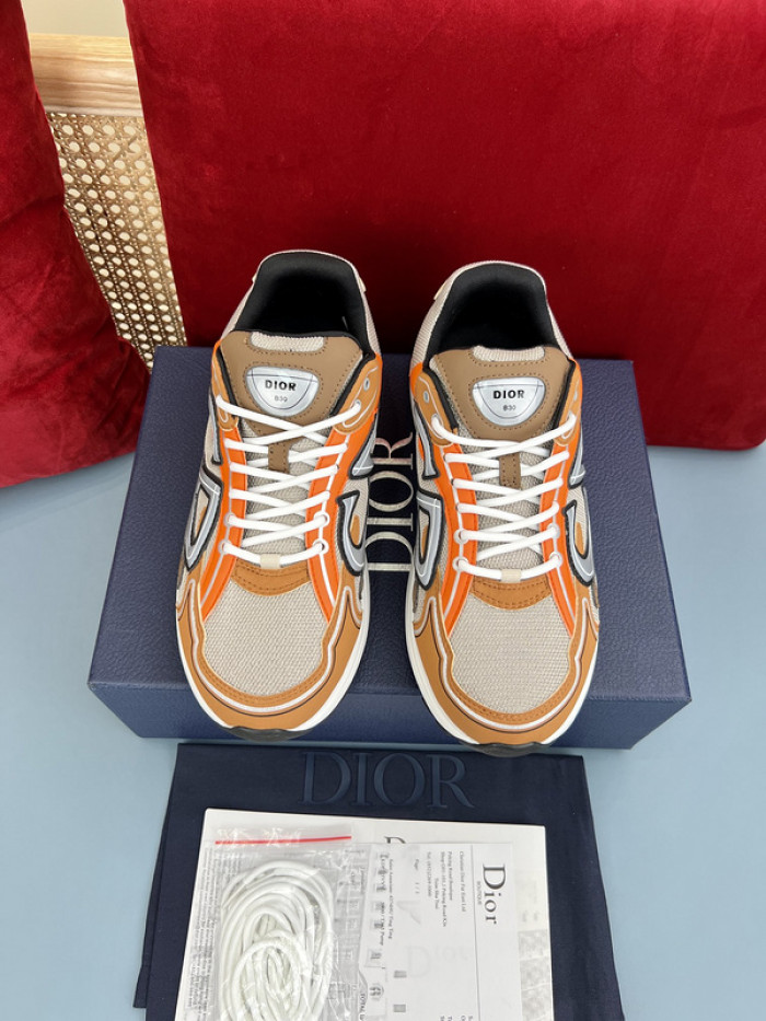 D10R B30 SNEAKER