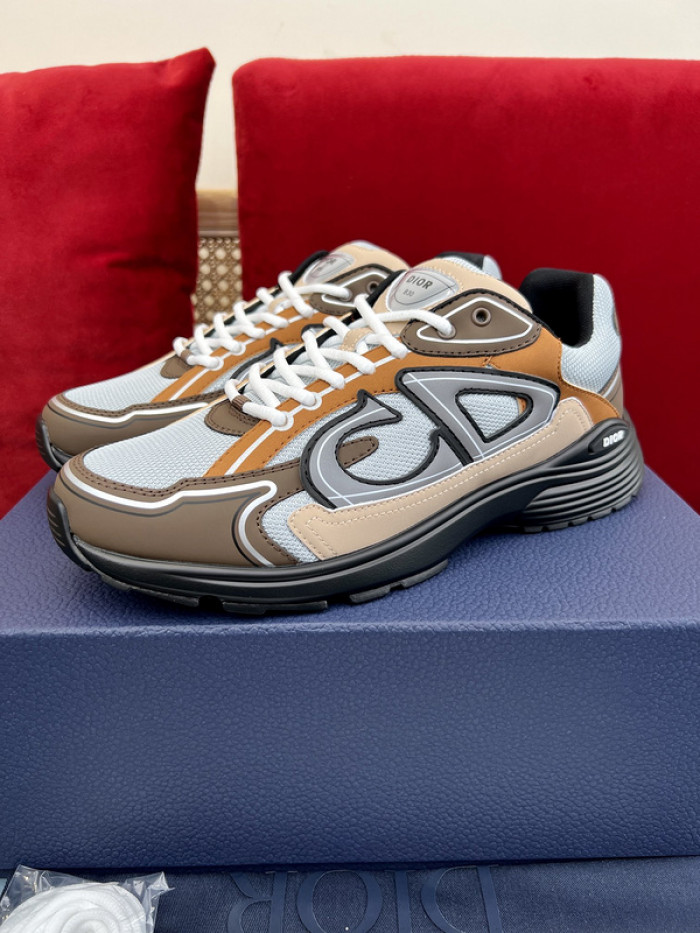 D10R B30 SNEAKER