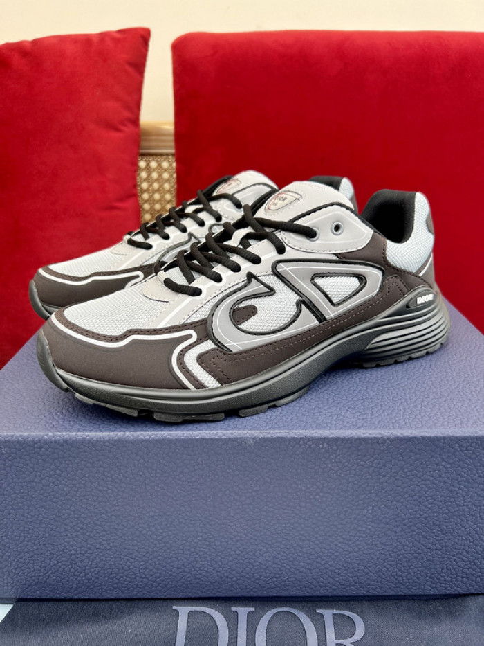 D10R B30 SNEAKER