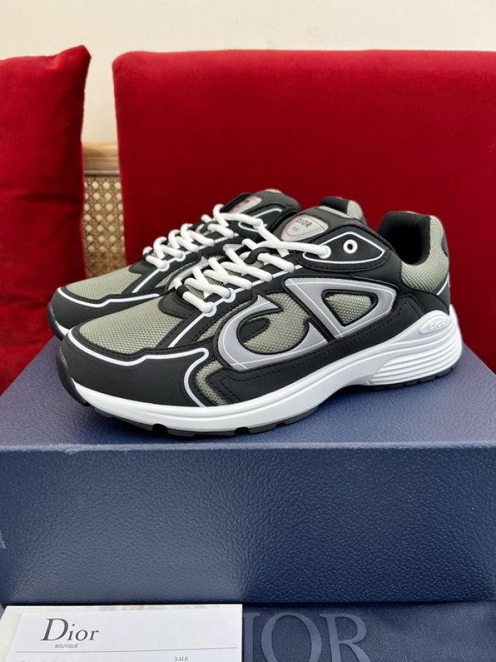 D10R B30 SNEAKER