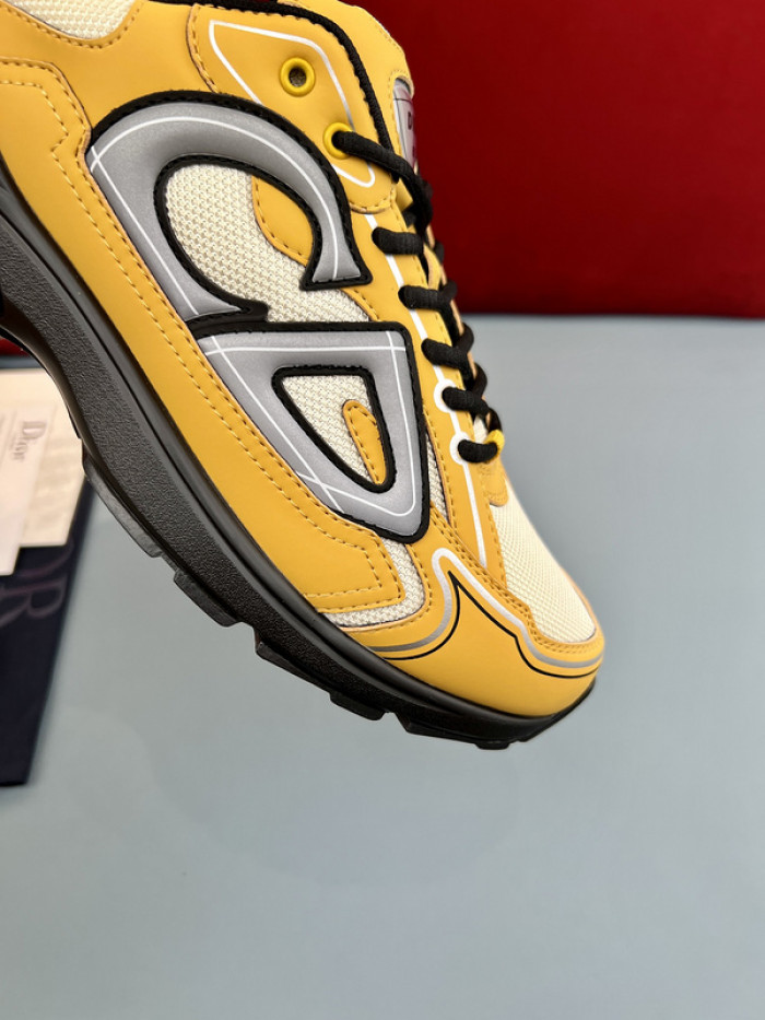 D10R B30 SNEAKER