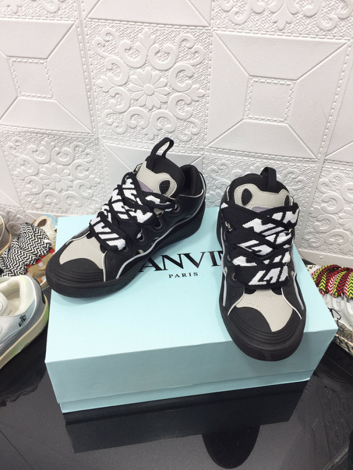 LANEVN Sneakers