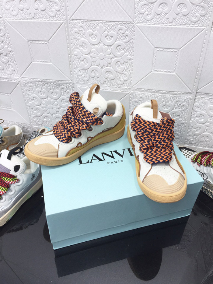 LANEVN Sneakers