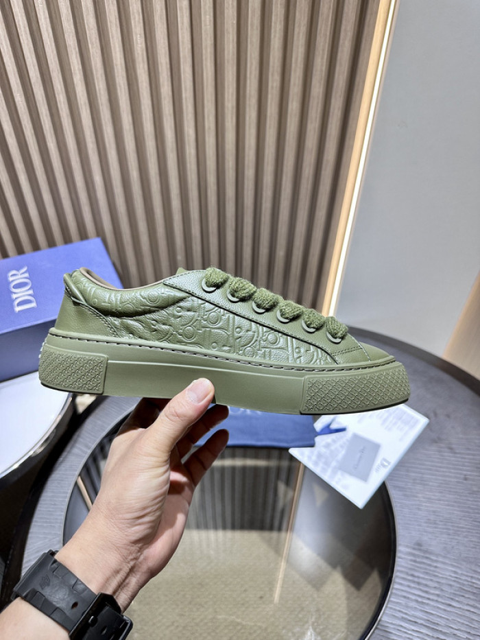D10R B33 Sneaker