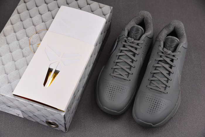 Nike Kobe 5 Black Mamba Collection Fade to Black 869454-006