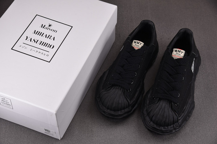 MAISON MIHARA YASUHIRO SNEAKER