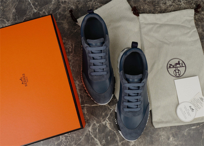 H**me5 Sneaker
