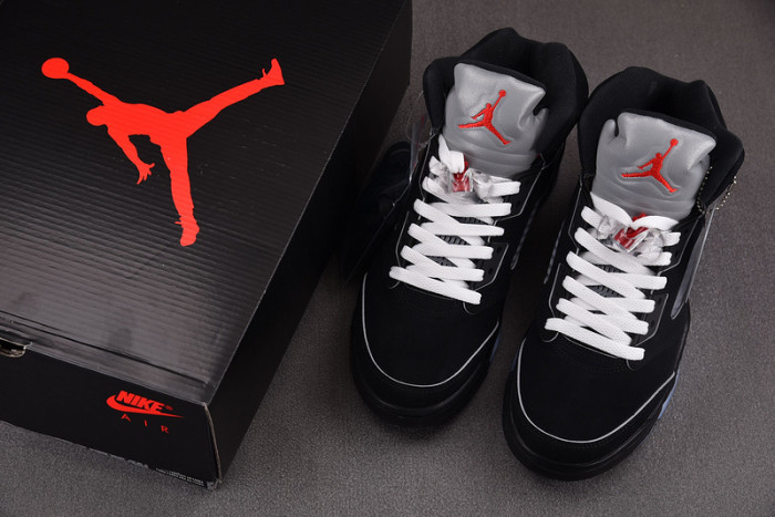 Air Jordan 5 “Black Metallic Reimagined”HF3975-001