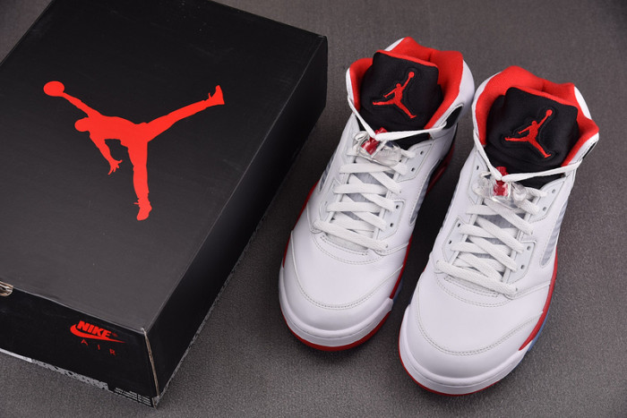 Jordan 5 Retro Fire Red Black Tongue (2025) - HQ7978-101