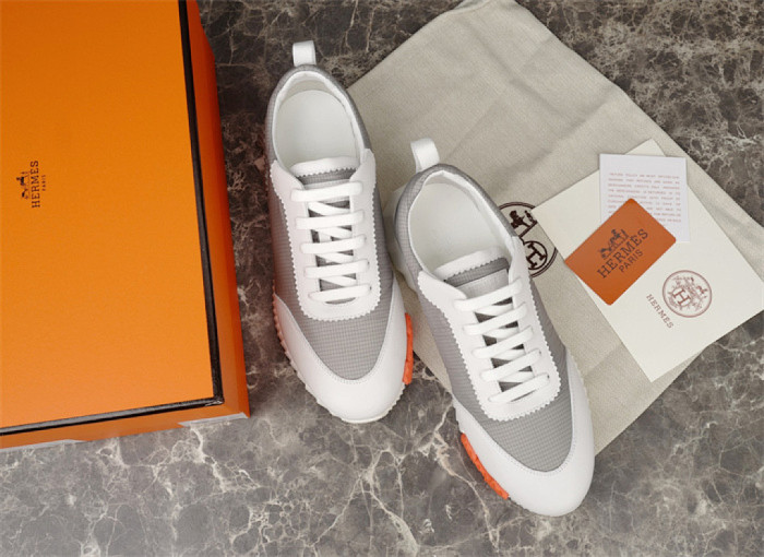 H**me5 Sneaker