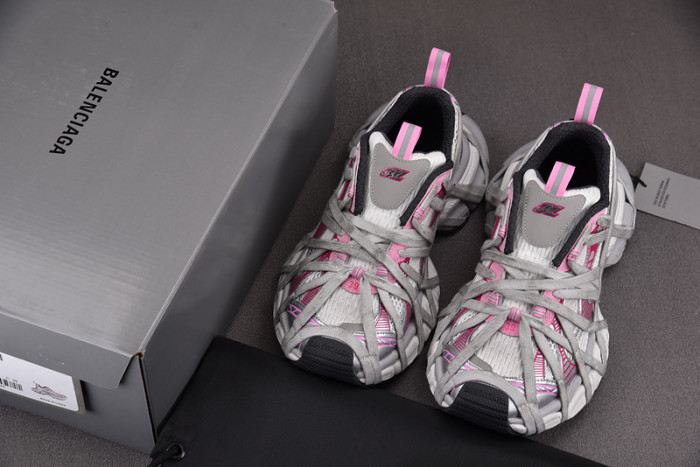 BLCG 3XL SNEAKER 778697 W3XLL 9115