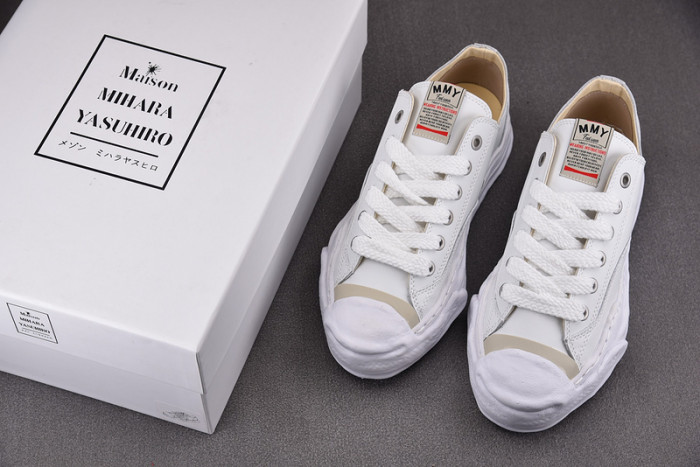 Ma1s0n MIHARA YASUHIRO SNEAKER