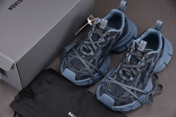 BLCG 3XL SNEAKER 734734 WTSAX 4000