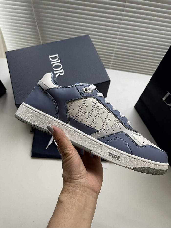 D10R B27 Sneaker