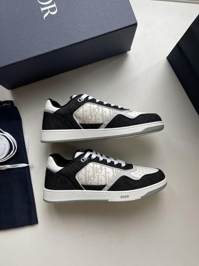 D10R B27 Sneaker