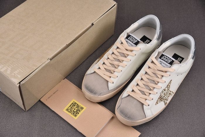 GGDB Low-Top Shoes