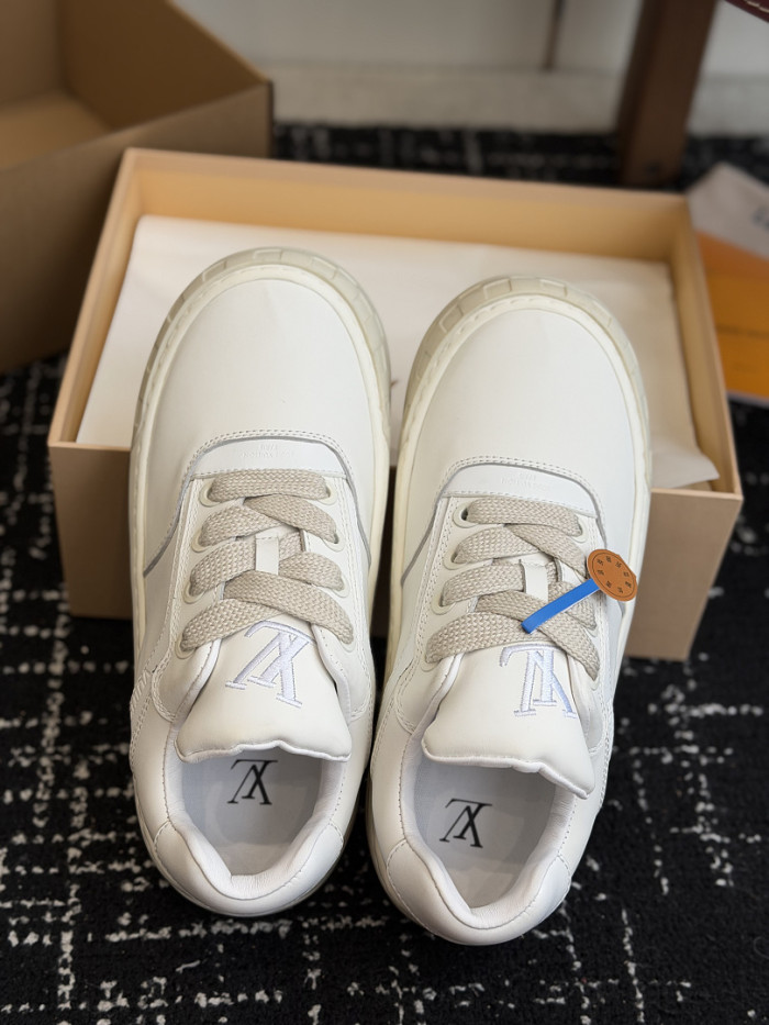 Lou1su1tt Tilted Sneaker