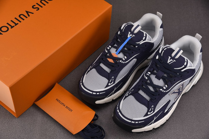 Lou1su1tt Tatic Runner Sneaker