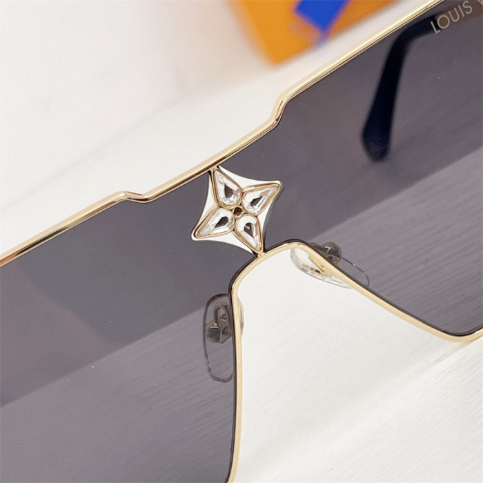 Lou1su1tt Sunglasses
