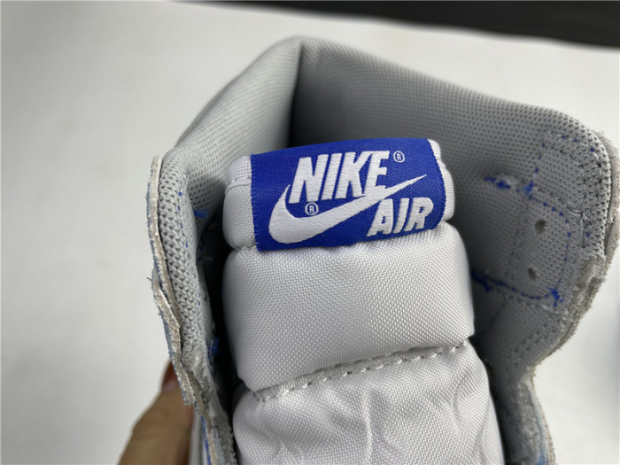Air Jordan 1 Retro High OG Hyper Royal 555088-402