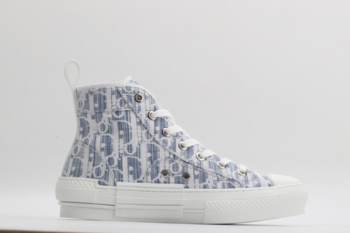 D10R B23 Oblique High Top Sneaker