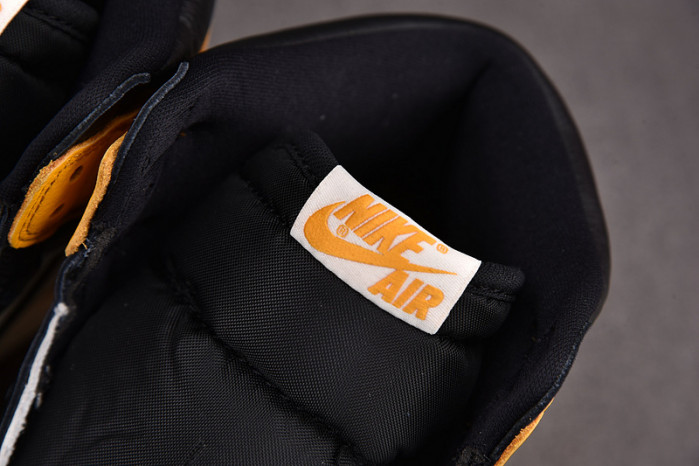 Air Jordan 1 High OG "Yellow Toe" 555088-711