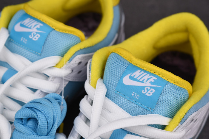 How the FTC x Nike SB Dunk Low DH7687-400