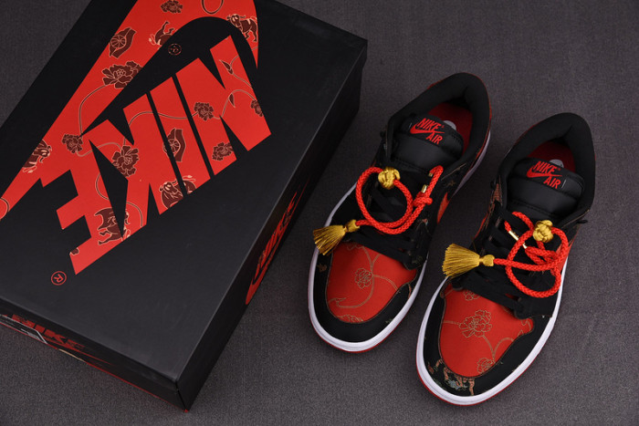 Air Jordan 1 Low OG Chinese New Year DD2233-001