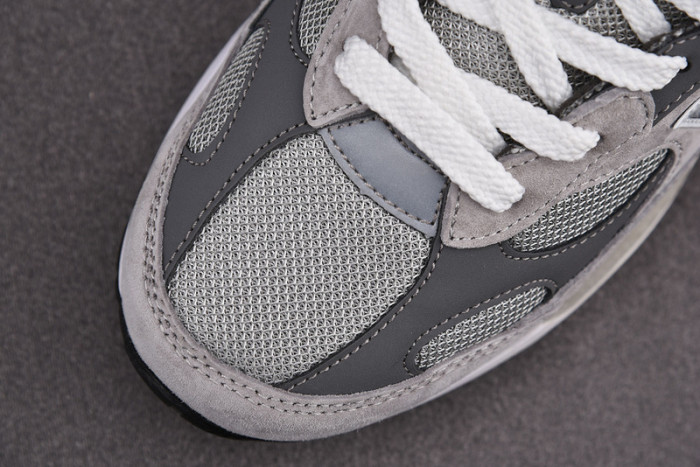 N3W BLANCE SNEAKER