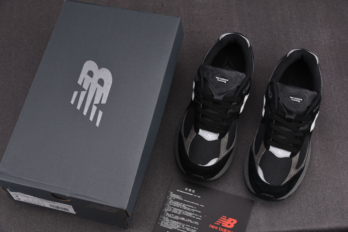 N3W BLANCE SNEAKER
