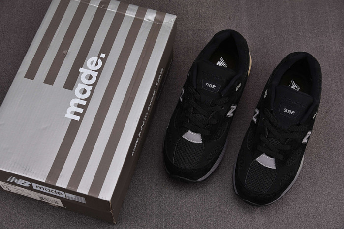 N3W BLANCE SNEAKER