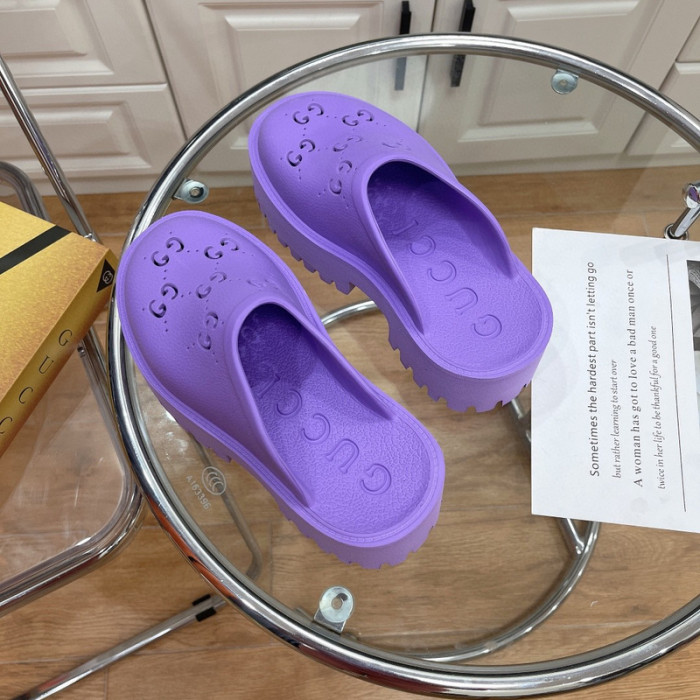 Gu66 SLIPPERS