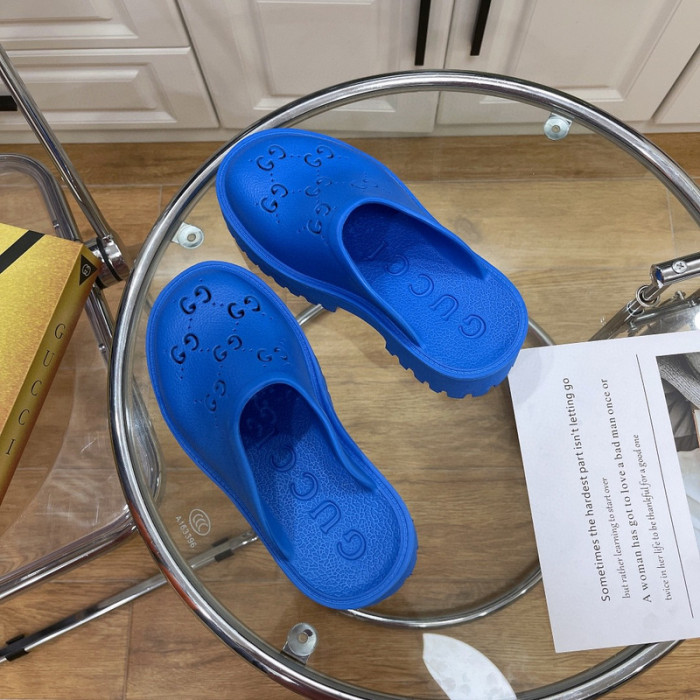 Gu66 SLIPPERS