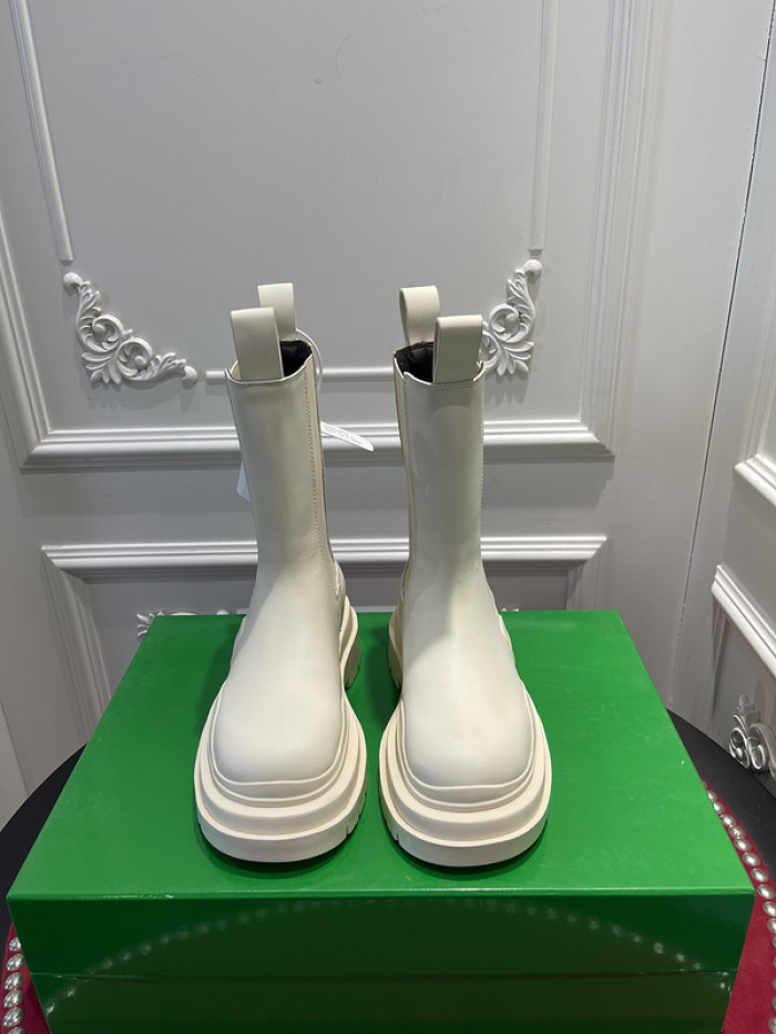 bo*te*ga Ve*ne*ta boots
