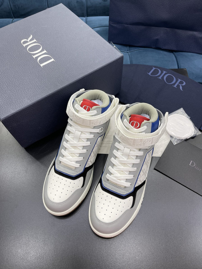 D10R B27 Sneaker