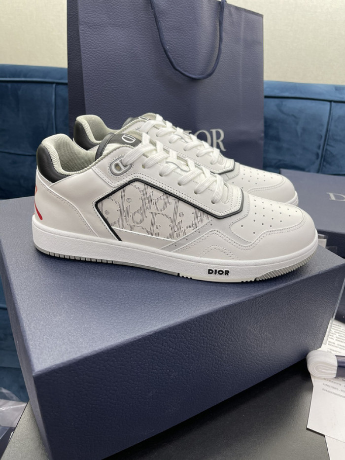 D10R B27 Sneaker